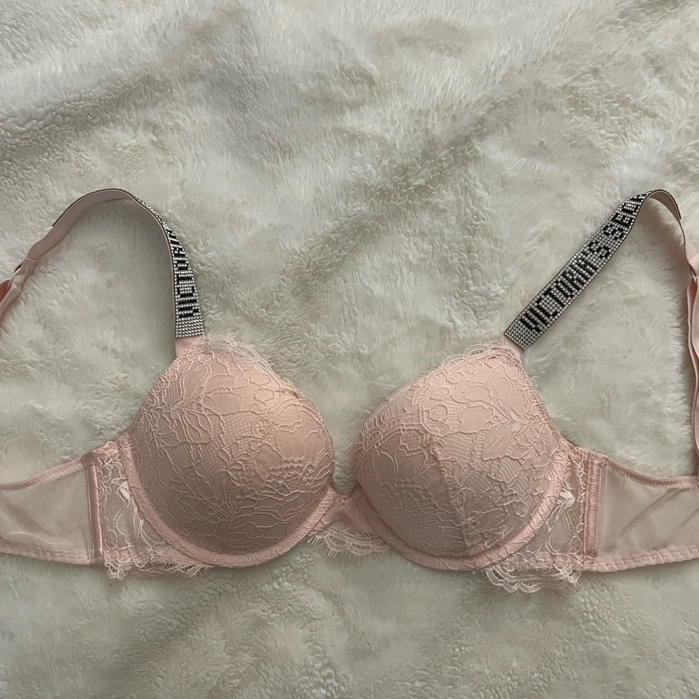 Light pink 34 B VIctoria secret bra